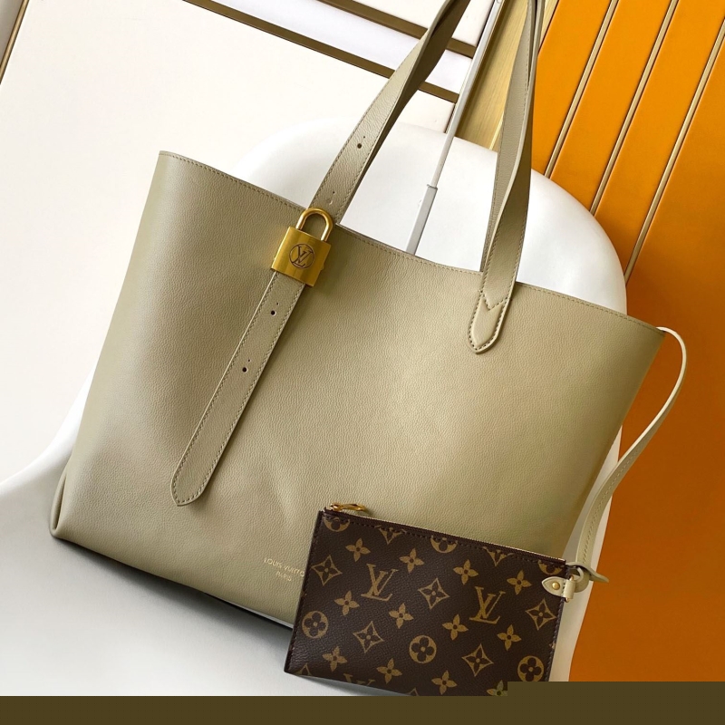 LV Shopping Bags